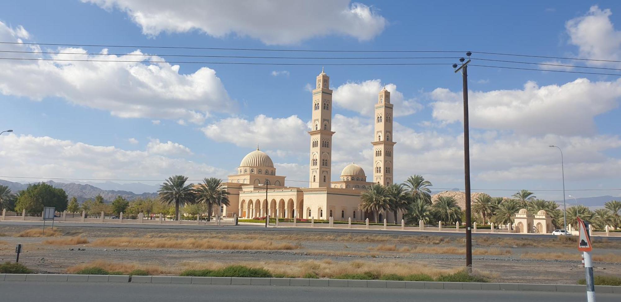 Bahla Hotel And Apartments Luaran gambar