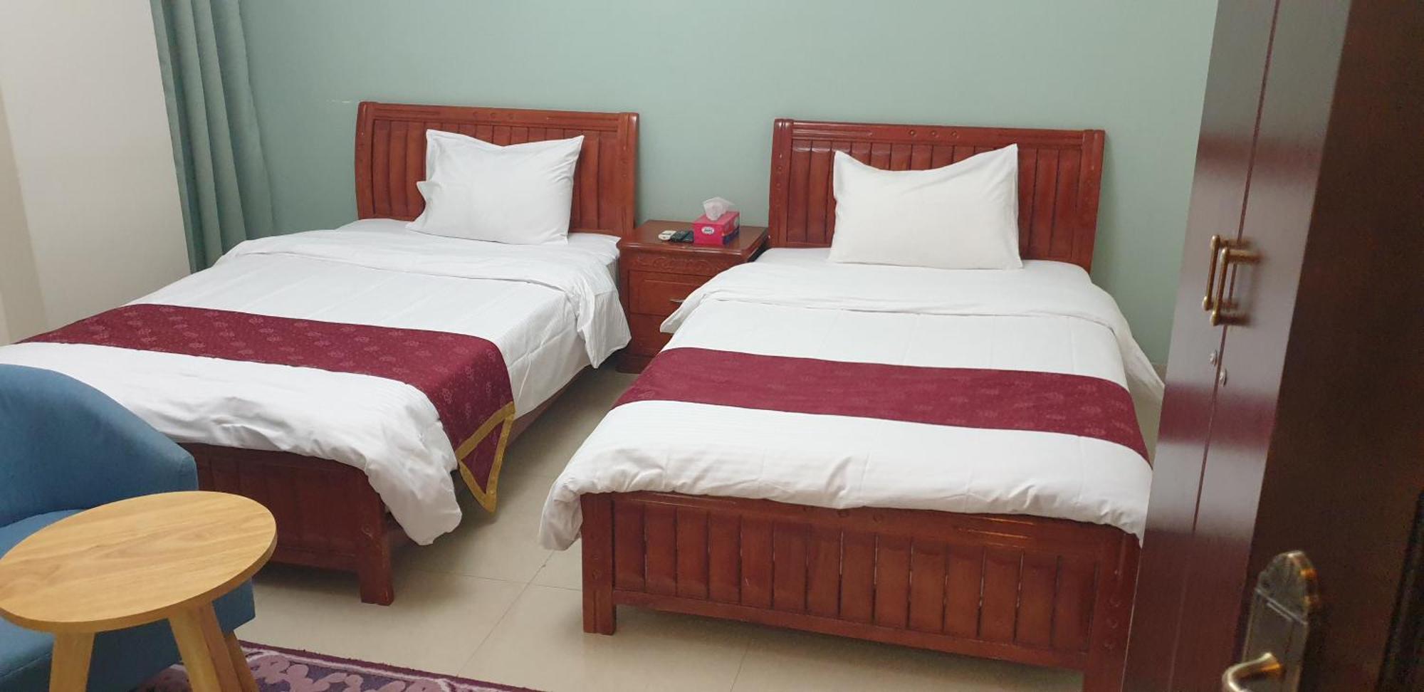 Bahla Hotel And Apartments Luaran gambar