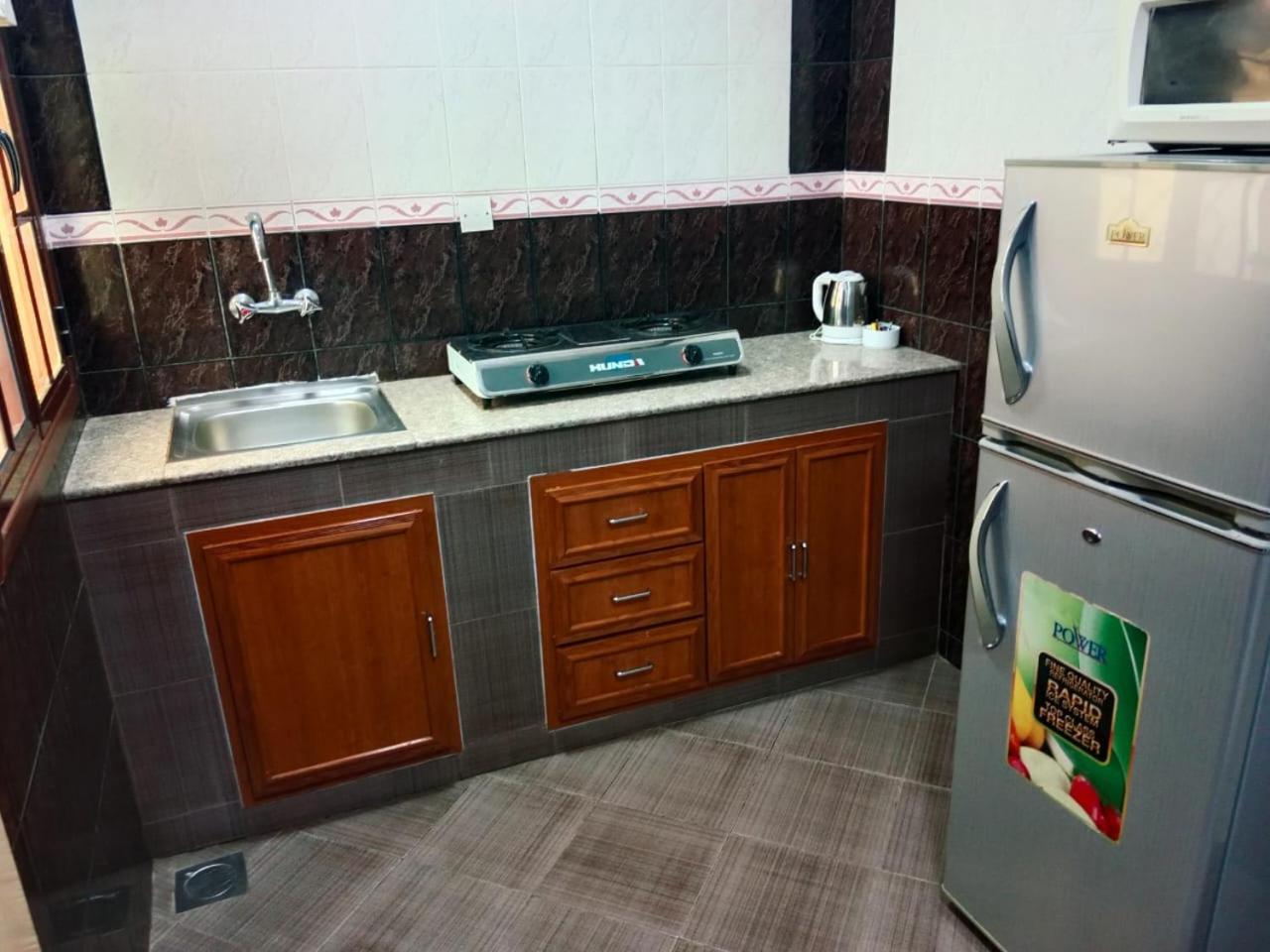 Bahla Hotel And Apartments Luaran gambar