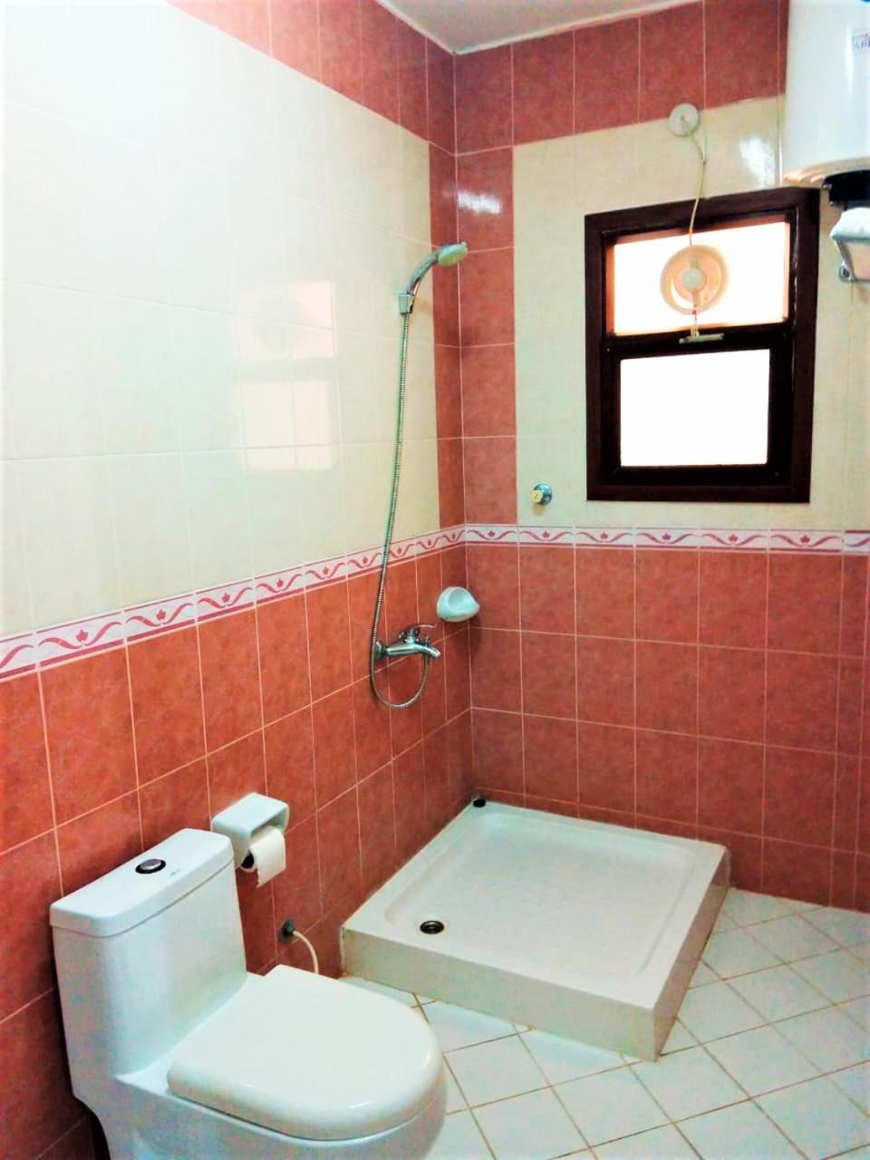 Bahla Hotel And Apartments Luaran gambar